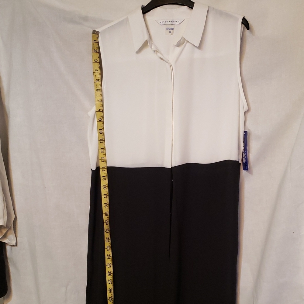Peter Nygard Black and White Long Top